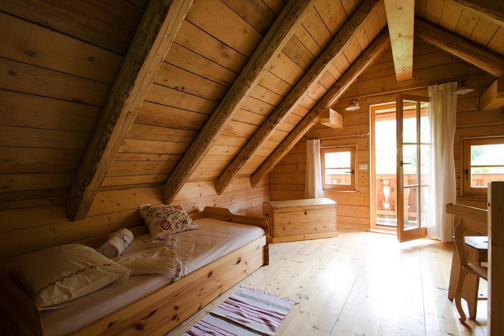 Alpi Giulie Chalets Valbruna Esterno foto
