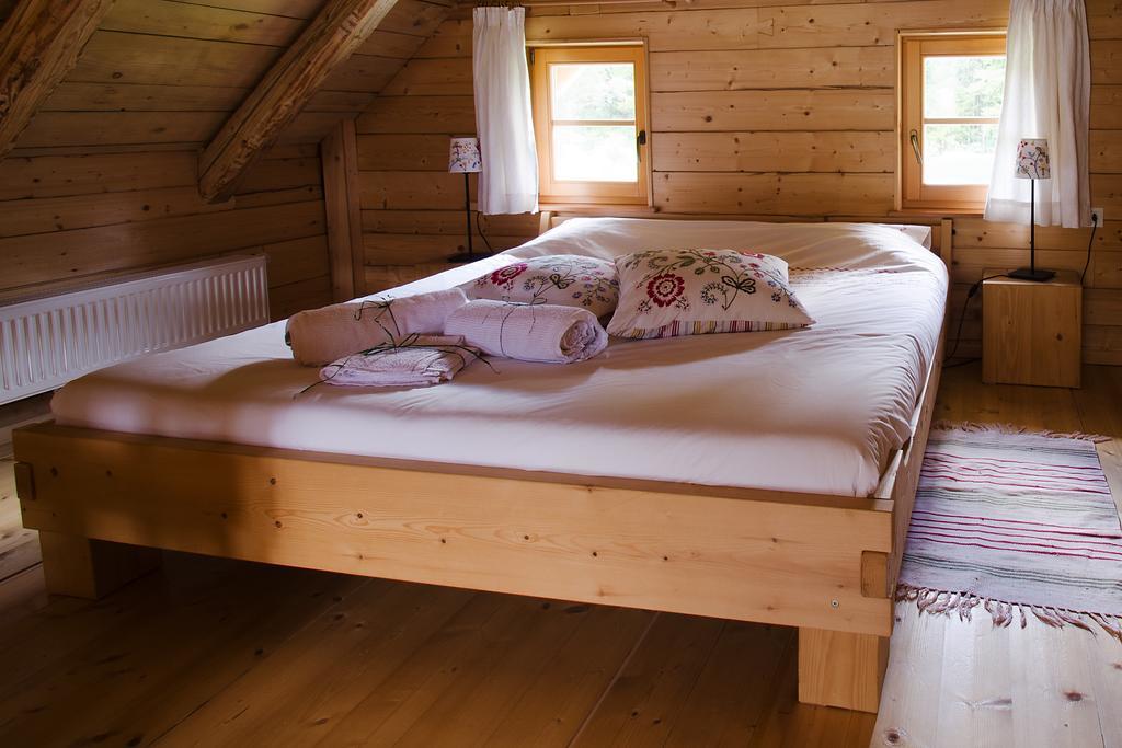 Alpi Giulie Chalets Valbruna Esterno foto