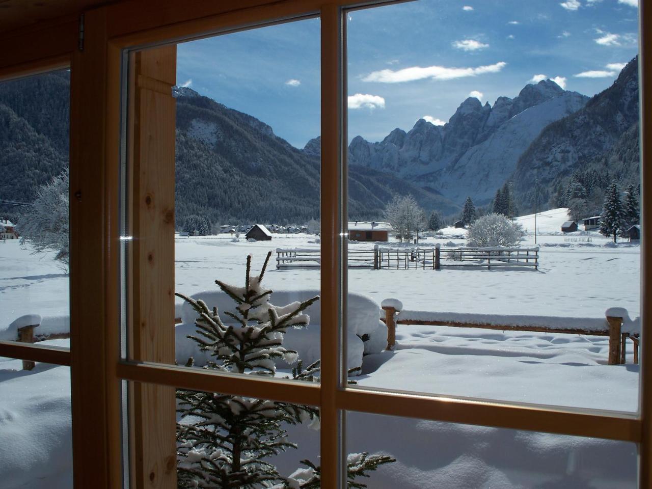 Alpi Giulie Chalets Valbruna Esterno foto