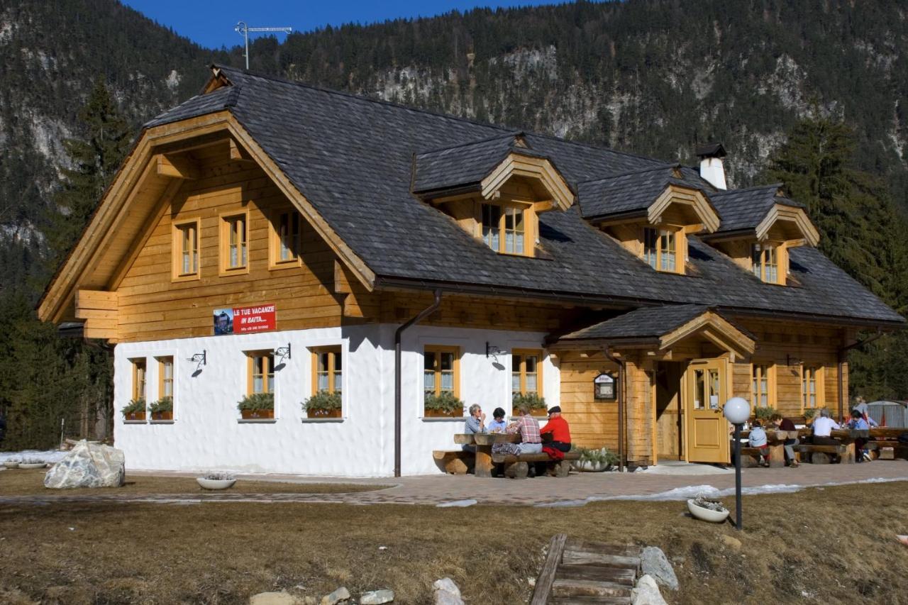 Alpi Giulie Chalets Valbruna Esterno foto